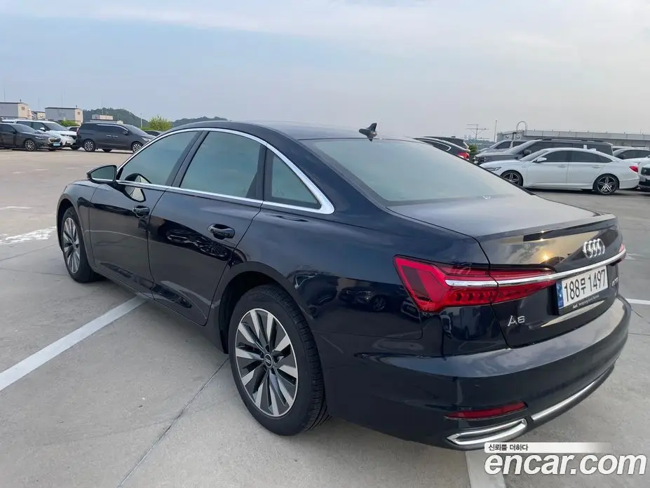 Audi A6 2021 2.0 автомат (гидро), фото 3