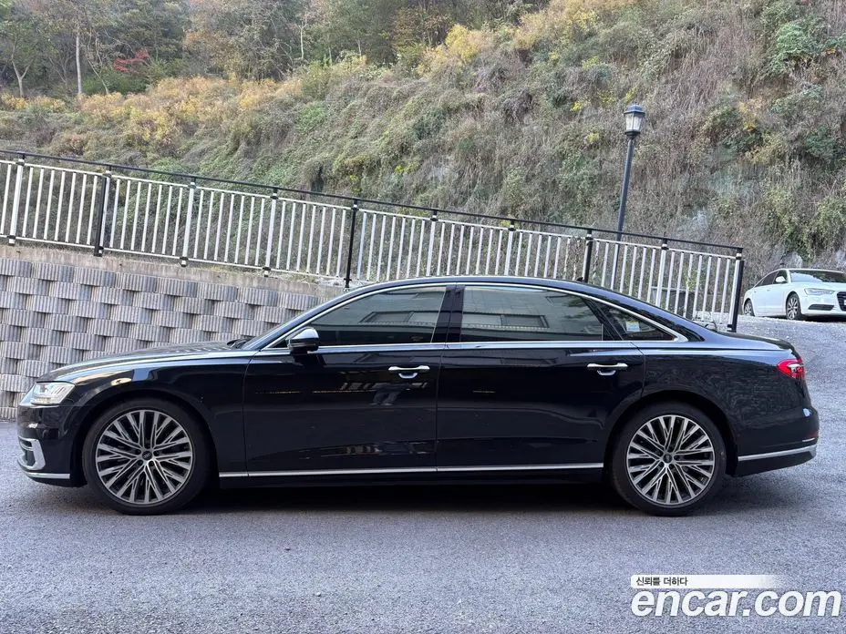 Audi A8 2021 4.0 автомат (гидро), фото 11