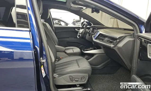 Audi Q4 e-tron 2023 0.2 автомат (гидро), миниатюра 11