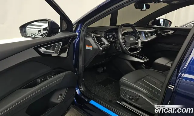 Audi Q4 e-tron 2023 0.2 автомат (гидро), миниатюра 10