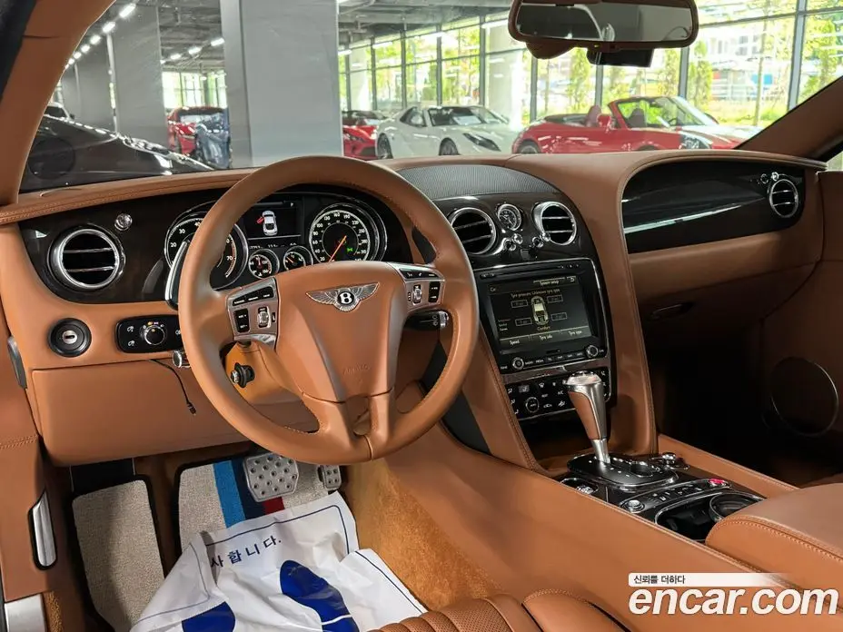 Bentley Continental 2016 4.0 автомат (гидро), фото 13 Bentley Continental 2016 4.0 автомат (гидро), фото 13