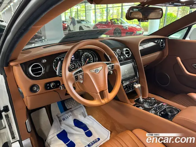 Bentley Continental 2016 4.0 автомат (гидро), миниатюра 4 Bentley Continental 2016 4.0 автомат (гидро), миниатюра 4
