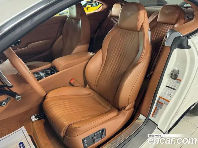 Bentley Continental 2016 4.0 автомат (гидро), миниатюра 8 Bentley Continental 2016 4.0 автомат (гидро), миниатюра 8