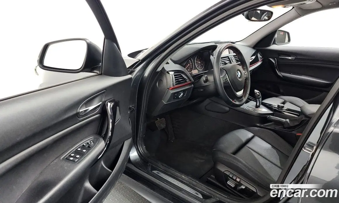 BMW 1 серия 2016 2.0 автомат (гидро), фото 10