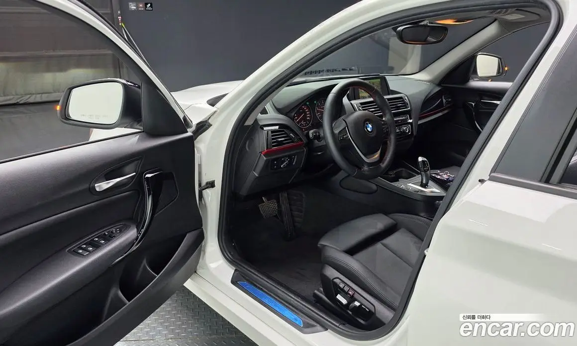 BMW 1 серия 2016 2.0 автомат (гидро), фото 12