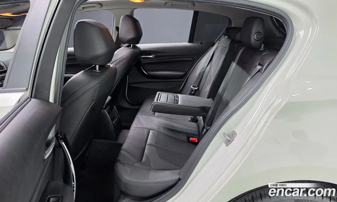 BMW 1 серия 2016 2.0 автомат (гидро), фото 16