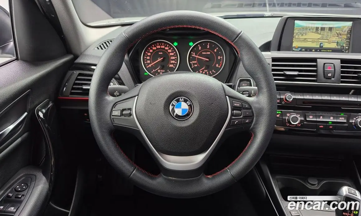 BMW 1 серия 2016 2.0 автомат (гидро), фото 17