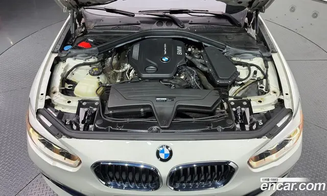 BMW 1 серия 2016 2.0 автомат (гидро), миниатюра 5