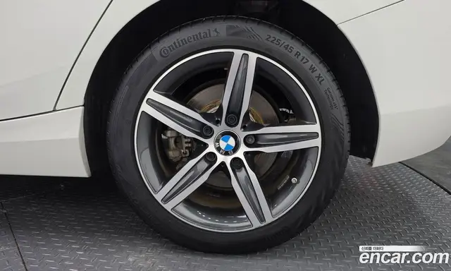 BMW 1 серия 2016 2.0 автомат (гидро), миниатюра 6