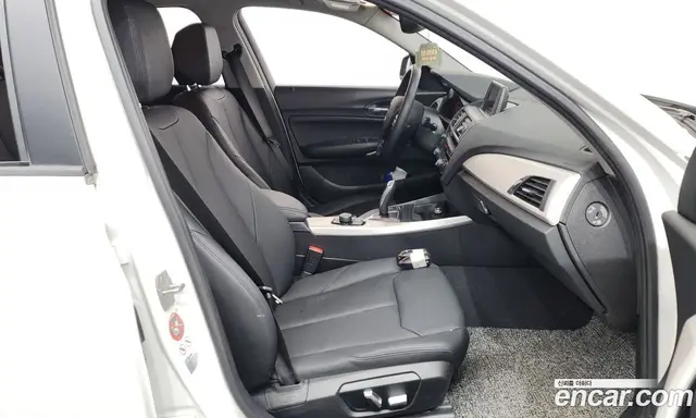 BMW 1 серия 2017 2.0 автомат (гидро), миниатюра 11