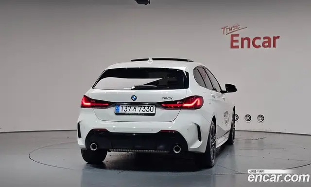 BMW 1 серия 2023 2.0 автомат (гидро), миниатюра 4