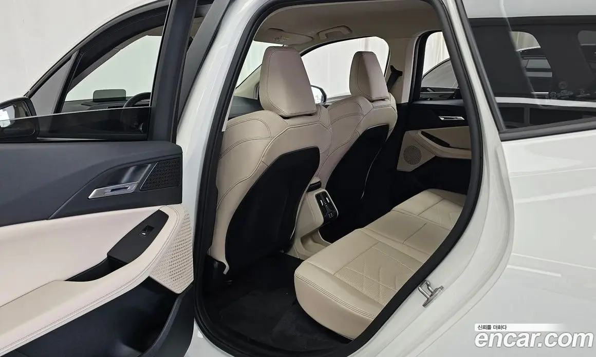 BMW 2 серия 2025 2.0 автомат (гидро), фото 16