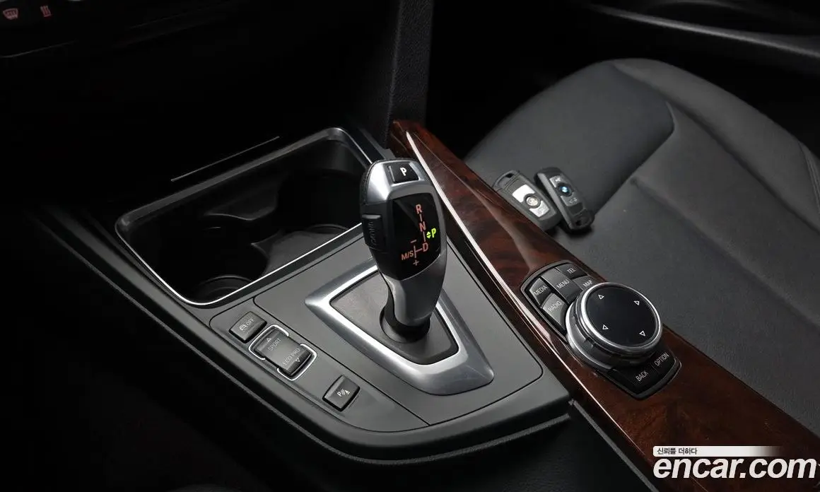 BMW 3 серия 2014 2.0 автомат (гидро), фото 9