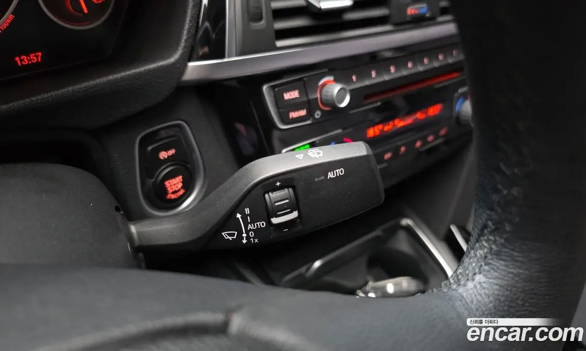BMW 3 серия 2018 2.0 автомат (гидро), фото 24