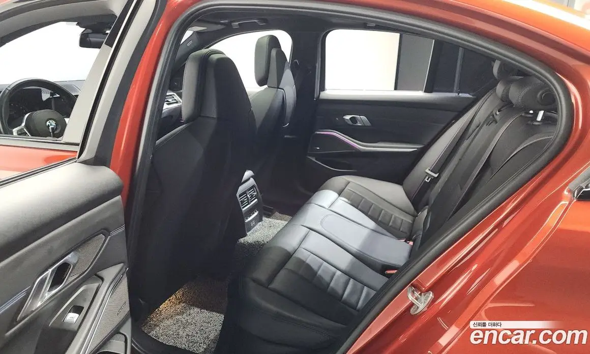 BMW 3 серия 2021 3.0 автомат (гидро), фото 17