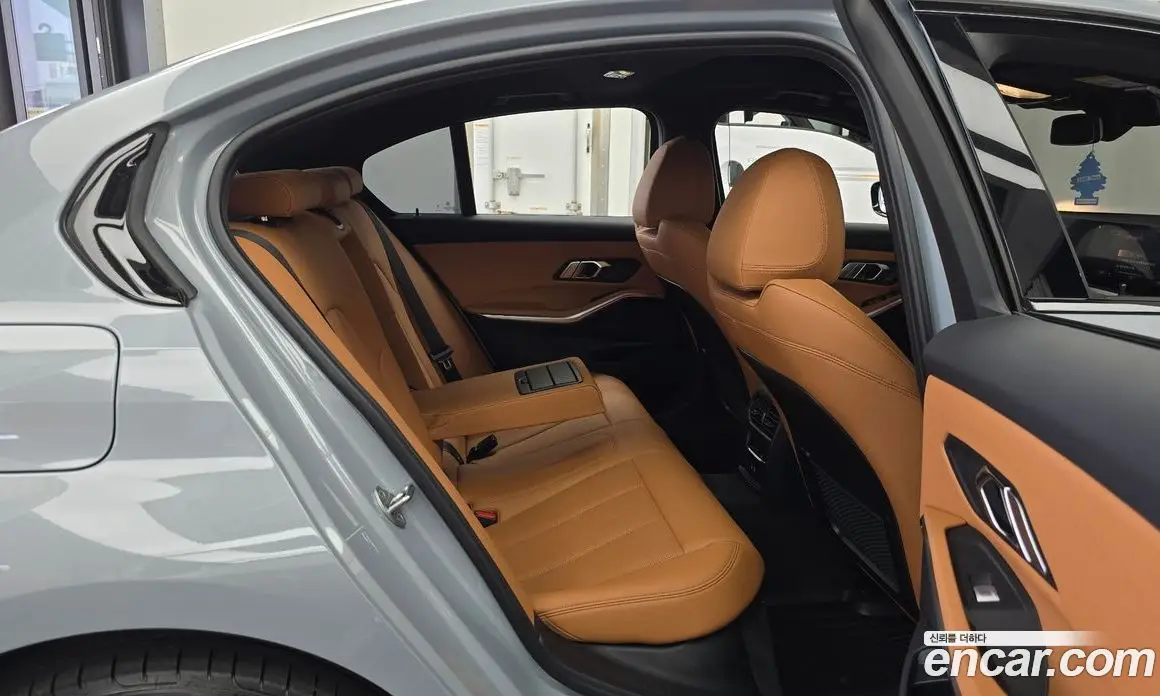 BMW 3 серия 2023 2.0 автомат (гидро), фото 12