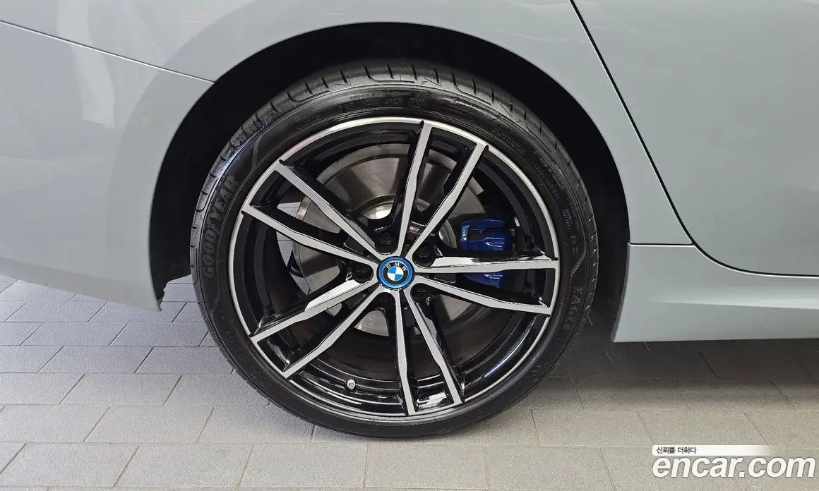 BMW 3 серия 2023 2.0 автомат (гидро), фото 5