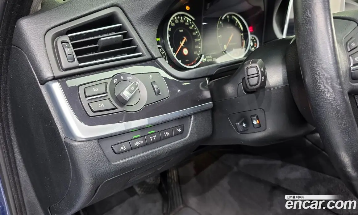BMW 5 серия 2016 2.0 автомат (гидро), фото 16