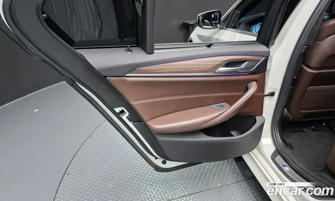 BMW 5 серия 2017 2.0 автомат (гидро), фото 15