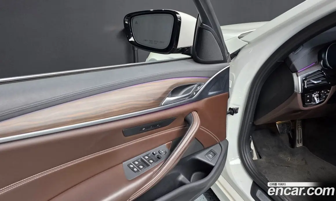 BMW 5 серия 2017 2.0 автомат (гидро), фото 37