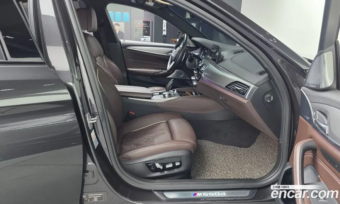 BMW 5 серия 2018 3.0 автомат (гидро), фото 11