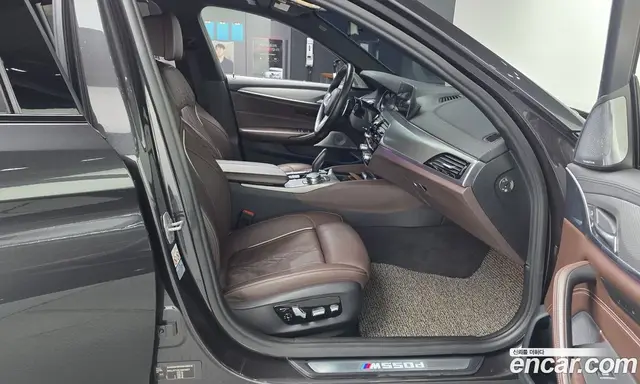 BMW 5 серия 2018 3.0 автомат (гидро), миниатюра 11