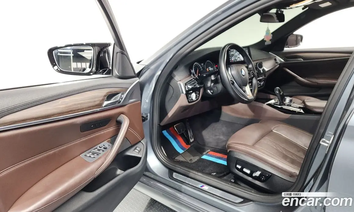 BMW 5 серия 2018 2.0 автомат (гидро), фото 13