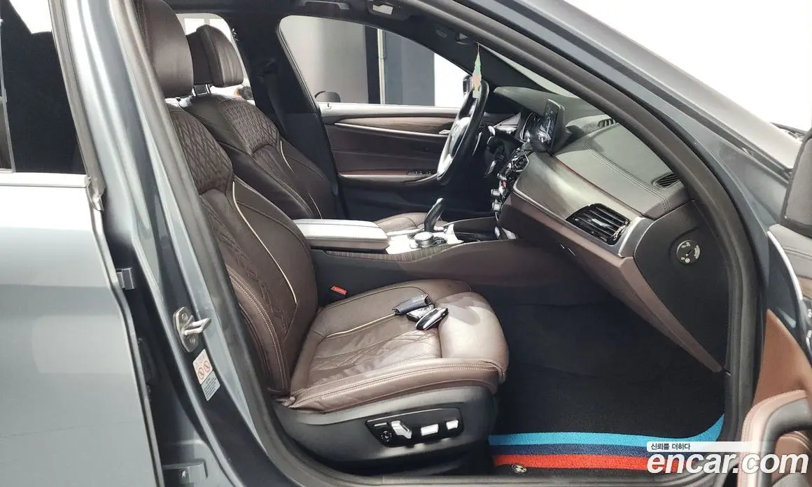 BMW 5 серия 2018 2.0 автомат (гидро), фото 16