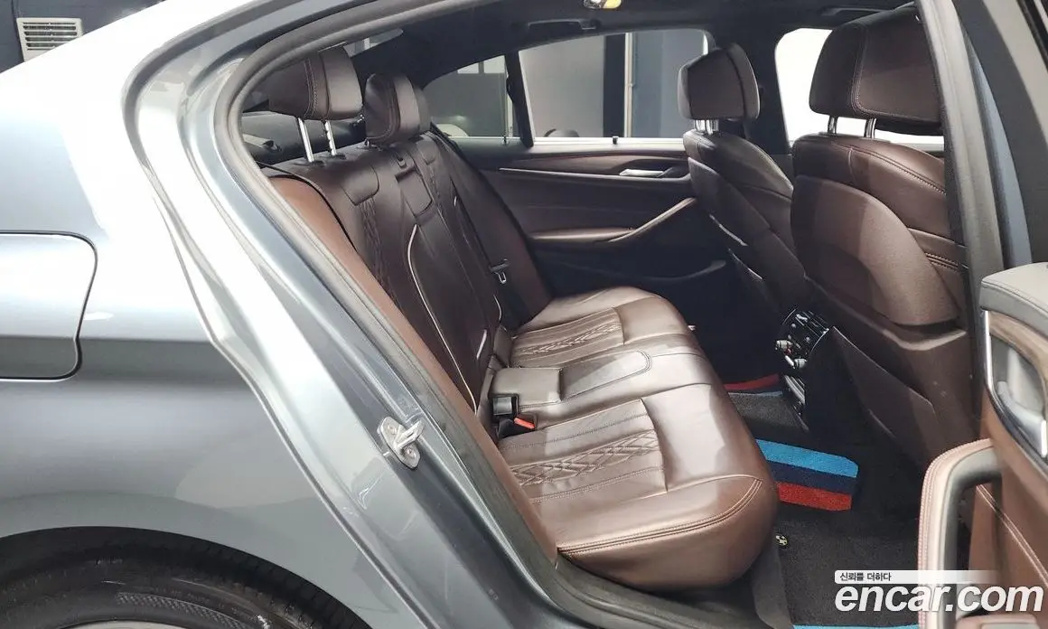 BMW 5 серия 2018 2.0 автомат (гидро), фото 17