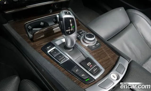 BMW 7 серия 2011 3.0 автомат (гидро), миниатюра 9