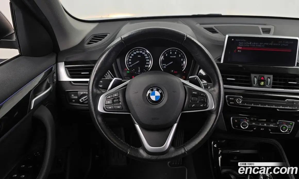 BMW X1 2022 2.0 автомат (гидро), фото 13