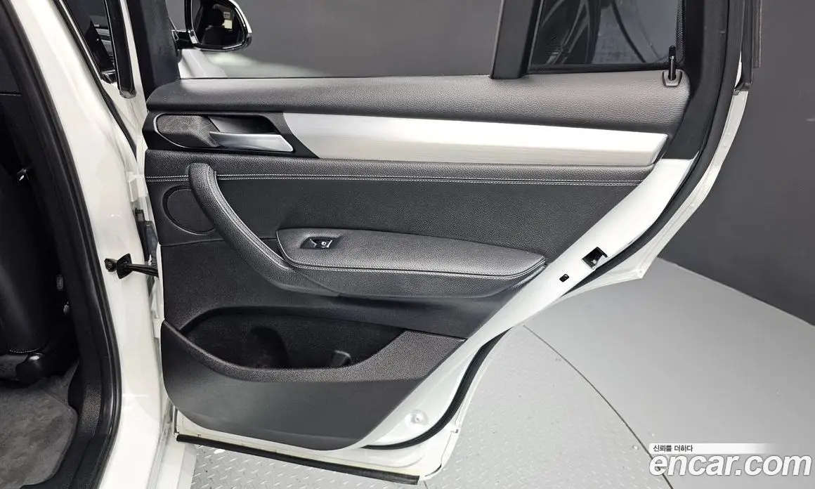 BMW X4 2017 2.0 автомат (гидро), фото 15
