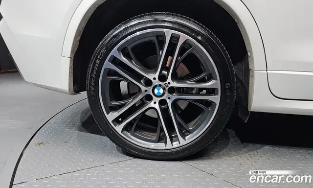 BMW X4 2017 2.0 автомат (гидро), миниатюра 5