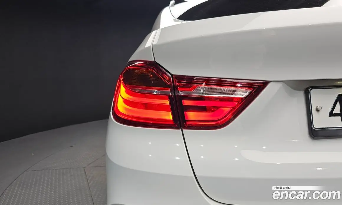BMW X4 2017 2.0 автомат (гидро), фото 9