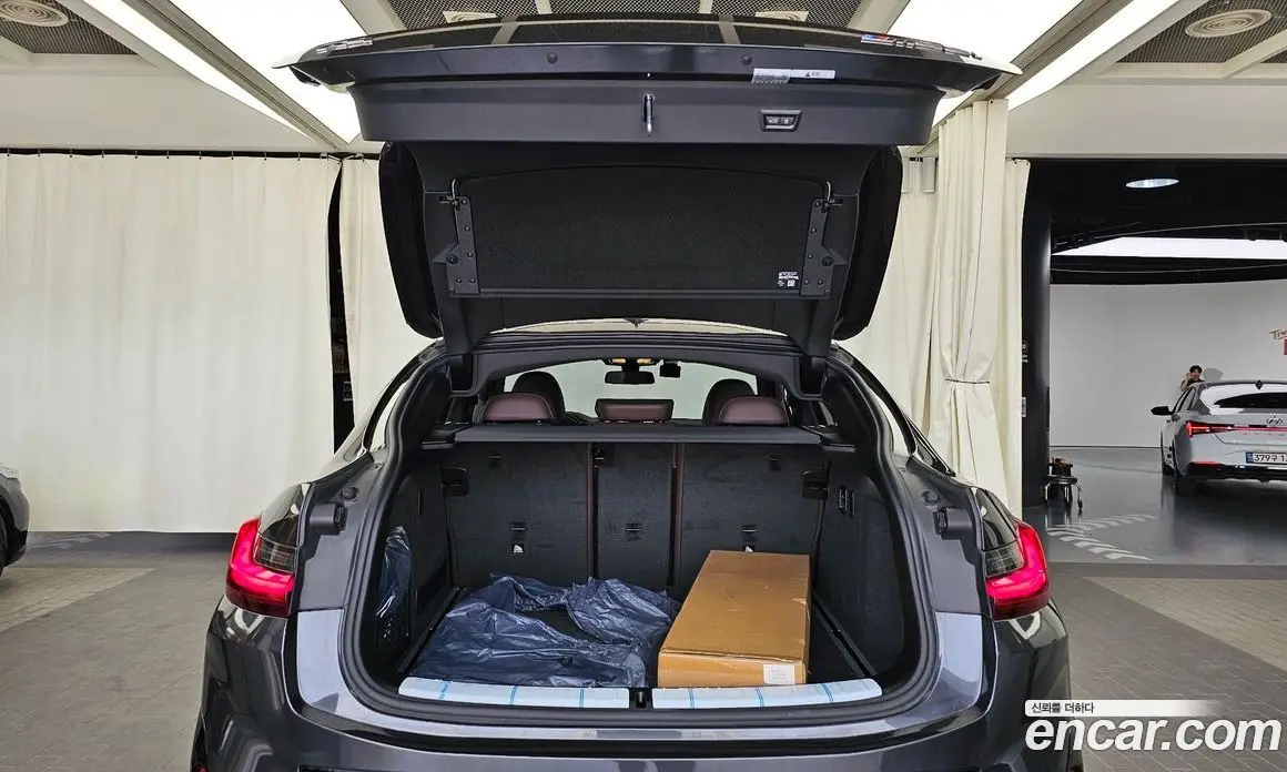 BMW X4 2024 3.0 автомат (гидро), фото 26