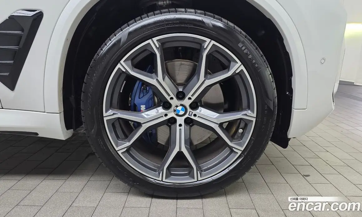 BMW X5 2025 3.0 автомат (гидро), фото 7