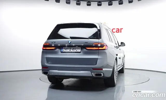 BMW X7 2023 3.0 автомат (гидро), миниатюра 4