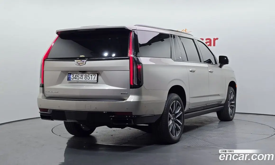 Cadillac Escalade 2023 6.2 автомат (гидро), фото 2 Cadillac Escalade 2023 6.2 автомат (гидро), фото 2