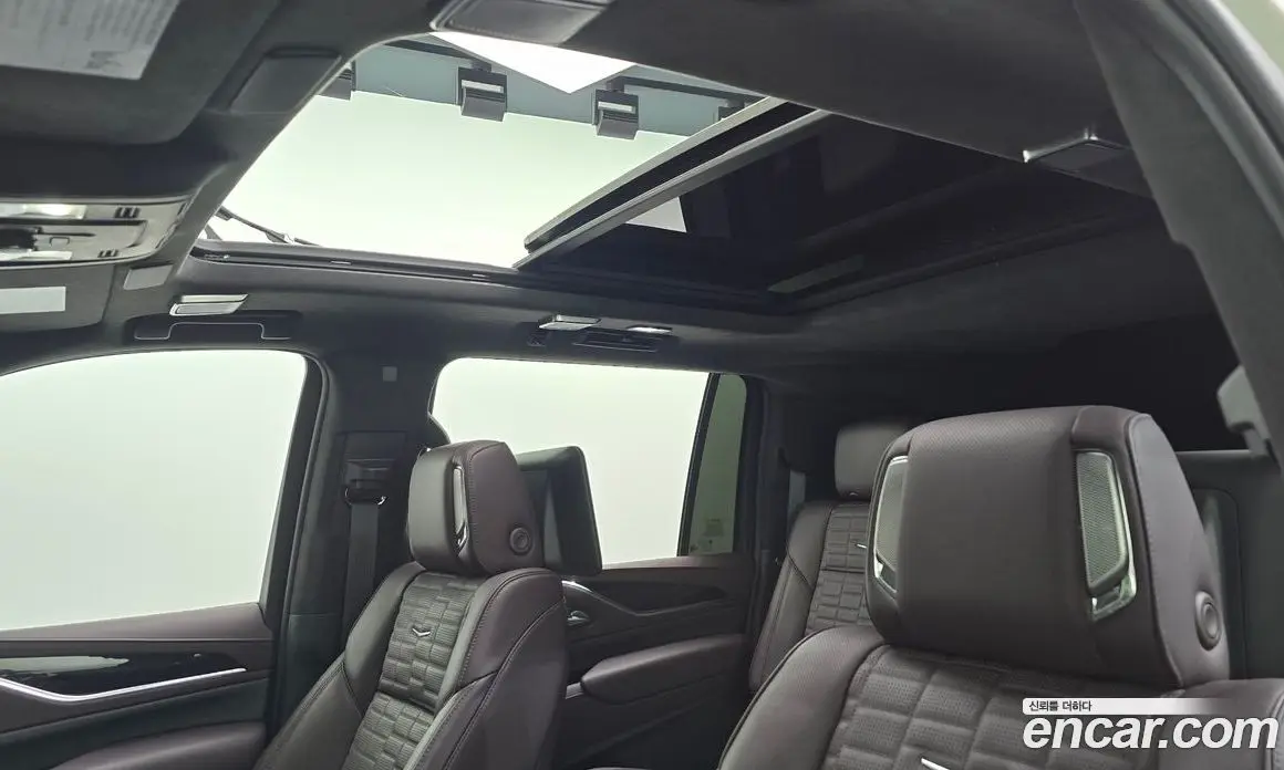 Cadillac Escalade 2023 6.2 автомат (гидро), фото 18 Cadillac Escalade 2023 6.2 автомат (гидро), фото 18