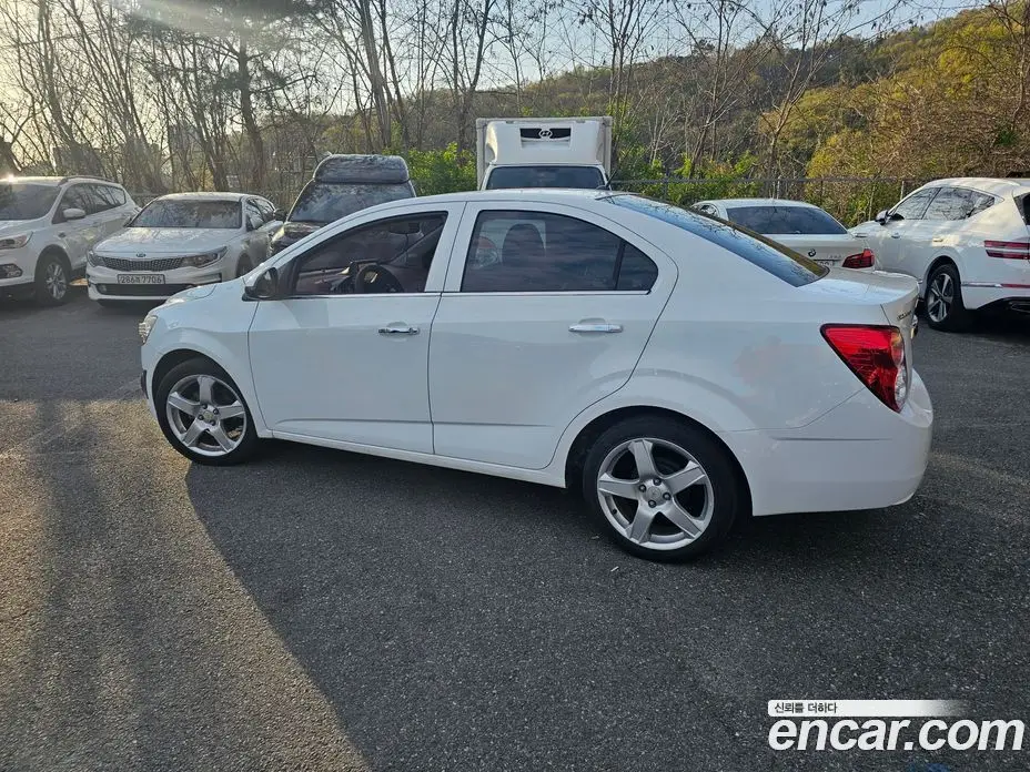 Chevrolet Aveo 2011 1.6 автомат (гидро), фото 7