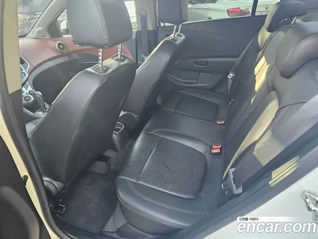Chevrolet Aveo 2011 1.6 автомат (гидро), миниатюра 10