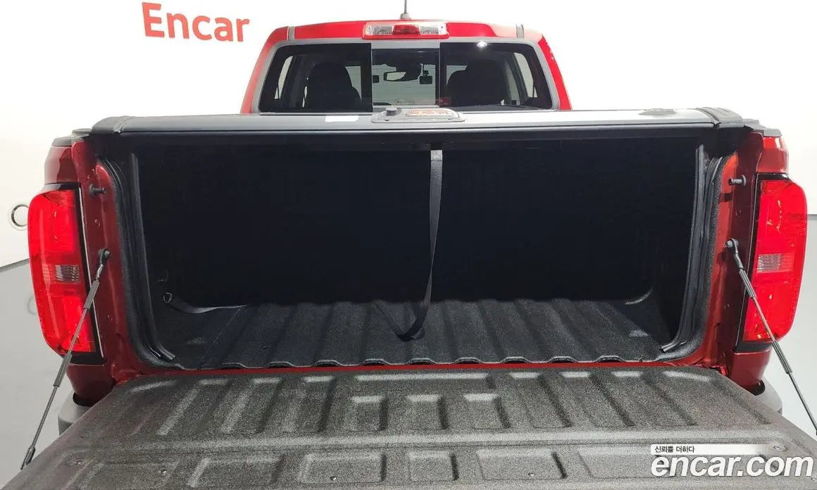 Chevrolet Colorado 2022 3.6 автомат (гидро), фото 17