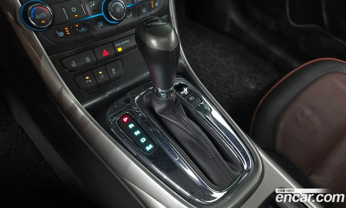 Chevrolet Malibu 2013 2.4 автомат (гидро), фото 11