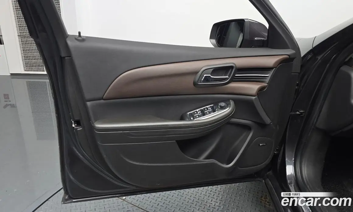 Chevrolet Malibu 2013 2.4 автомат (гидро), фото 13