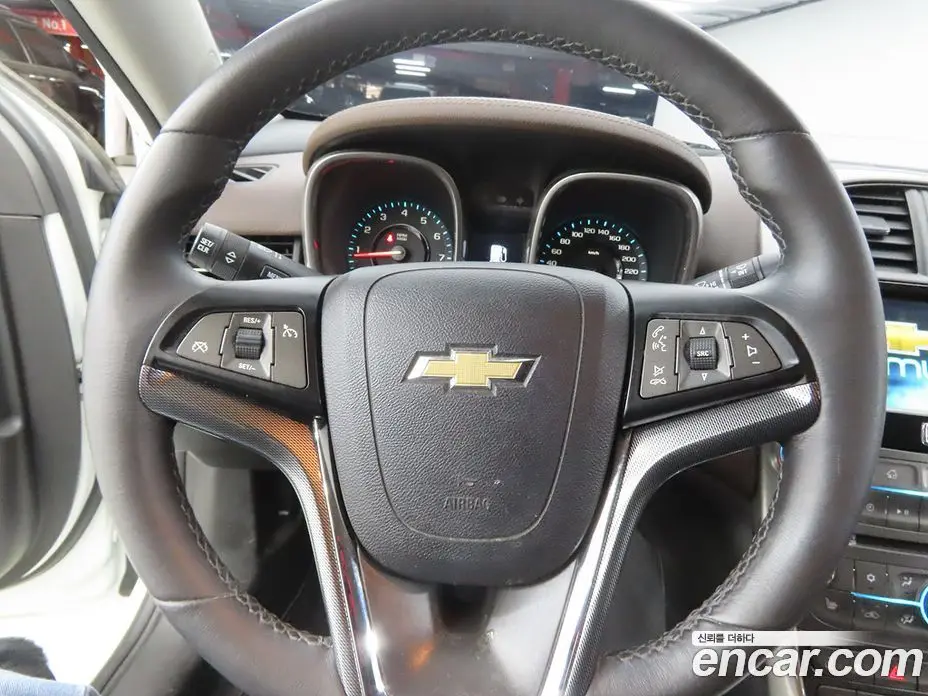 Chevrolet Malibu 2015 2.4 автомат (гидро), фото 16