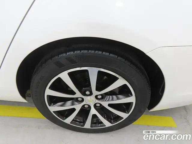 Chevrolet Malibu 2015 2.4 автомат (гидро), миниатюра 6