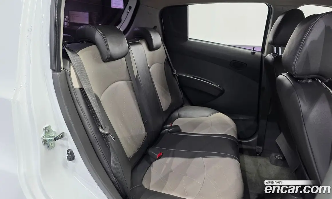 Chevrolet Spark 2013 1.0 автомат (гидро), фото 12