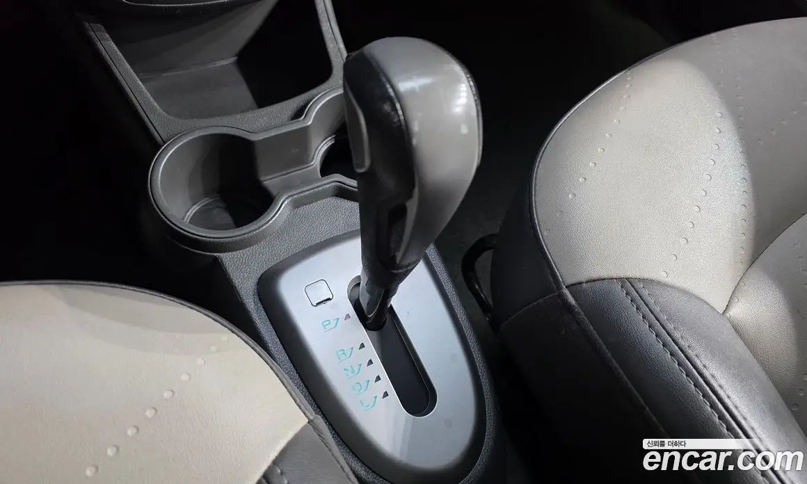 Chevrolet Spark 2013 1.0 автомат (гидро), фото 9