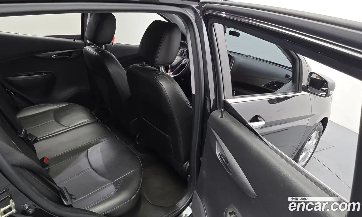 Chevrolet Spark 2015 1.0 автомат (гидро), фото 11