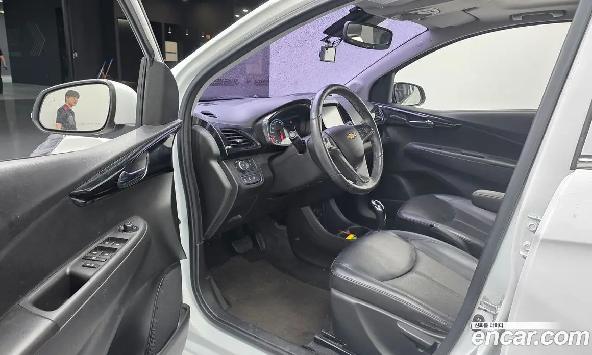 Chevrolet Spark 2015 1.0 автомат (гидро), фото 12